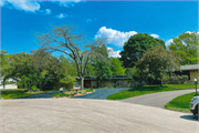 9580 N REGENT RD 9580 N REGENT RD, a Contemporary house, built in Bayside, Wisconsin in 1959.