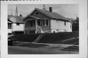1509 S 14TH ST, a Front Gabled house, built in Manitowoc, Wisconsin in 1924.
