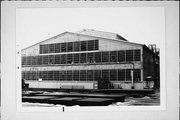 500 S 16TH ST, a Astylistic Utilitarian Building industrial bldg/manufacturing facility, built in Manitowoc, Wisconsin in 1917.