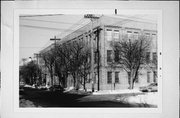 1133 S 16TH ST, a Astylistic Utilitarian Building industrial bldg/manufacturing facility, built in Manitowoc, Wisconsin in 1918.