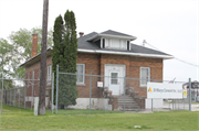 924 MCDONALD ST, a Astylistic Utilitarian Building small office building, built in Green Bay, Wisconsin in 1929.