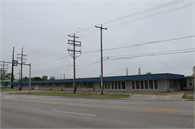 1562	Velp Avenue, a Contemporary large retail building, built in Green Bay, Wisconsin in 1938.