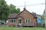 701 MATHER ST, a Colonial Revival/Georgian Revival house, built in Green Bay, Wisconsin in 1949.