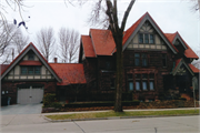 2701 N LAKE DR, a English Revival Styles house, built in Milwaukee, Wisconsin in 1896.
