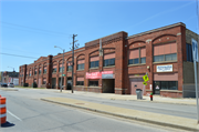 1400-1426 W NATIONAL AVE, a Twentieth Century Commercial industrial bldg/manufacturing facility, built in Milwaukee, Wisconsin in 1909.