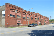 1400-1426 W NATIONAL AVE, a Twentieth Century Commercial industrial bldg/manufacturing facility, built in Milwaukee, Wisconsin in 1909.