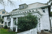 4906 W WASHINGTON BLVD, a Mediterranean Revival house, built in Milwaukee, Wisconsin in 1916.
