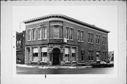 902 JAY ST, a Neoclassical/Beaux Arts bank/financial institution, built in Manitowoc, Wisconsin in 1901.