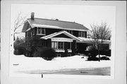925 LINCOLN BLVD, a Craftsman house, built in Manitowoc, Wisconsin in 1920.