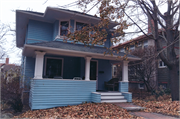 1805 VAN HISE AVE, a American Foursquare house, built in Madison, Wisconsin in 1918.
