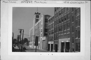 1512 WASHINGTON ST, a Chicago Commercial Style industrial building, built in Manitowoc, Wisconsin in 1911.