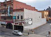 122 N 3RD ST 122 N 3RD ST, a Italianate small retail building, built in La Crosse, Wisconsin in 1884.