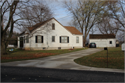 N9560 Palmyra Road, a house, built in Eagle, Wisconsin in 1940.