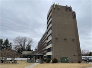 1424 Admiral Ct, a Contemporary apartment/condominium, built in Green Bay, Wisconsin in 1971.