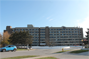 1424 Admiral Ct, a Contemporary apartment/condominium, built in Green Bay, Wisconsin in 1971.