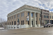 101 S MAIN ST, a Neoclassical/Beaux Arts bank/financial institution, built in Viroqua, Wisconsin in 1908.