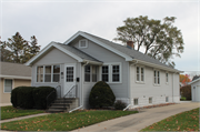610 COLUMBIA AVE, a Front Gabled house, built in Green Bay, Wisconsin in 1910.