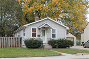 609 GRAY ST 609 GRAY ST, a Front Gabled house, built in Green Bay, Wisconsin in 1932.