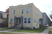 875-877 HOWARD ST, a Spanish/Mediterranean Styles apartment/condominium, built in Green Bay, Wisconsin in 1925.