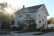 208 S JACKSON ST, a Craftsman house, built in Green Bay, Wisconsin in 1918.