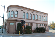 1252 MAIN ST, a Commercial Vernacular bank/financial institution, built in Green Bay, Wisconsin in 1903.