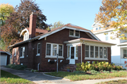 609 MELROSE AVE, a Bungalow house, built in Green Bay, Wisconsin in 1939.