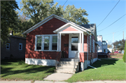 1375 ST CLAIR ST, a Front Gabled house, built in Green Bay, Wisconsin in .