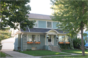 126 S VAN BUREN ST, a Dutch Colonial Revival house, built in Green Bay, Wisconsin in 1921.