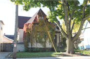 1272 E WALNUT ST, a Early Gothic Revival house, built in Green Bay, Wisconsin in 1889.