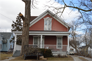 1634 State St., a Cross Gabled house, built in Racine, Wisconsin in 1900.