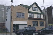 827-829 E BRADY ST, a Twentieth Century Commercial large retail building, built in Milwaukee, Wisconsin in 1916.