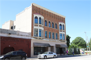 1331-1335 W VLIET ST, a Twentieth Century Commercial large retail building, built in Milwaukee, Wisconsin in 1895.