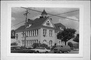 833 S 3RD AVE, a Queen Anne elementary, middle, jr.high, or high, built in Wausau, Wisconsin in 1883.