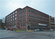 204-224 W WASHINGTON ST 204-224 W WASHINGTON ST, a Astylistic Utilitarian Building industrial bldg/manufacturing facility, built in Milwaukee, Wisconsin in .