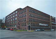 204-224 W WASHINGTON ST, a Astylistic Utilitarian Building industrial building, built in Milwaukee, Wisconsin in .