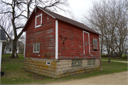 3859 Vilas Rd, a Astylistic Utilitarian Building barn-tobacco, built in Cottage Grove, Wisconsin in 1910.