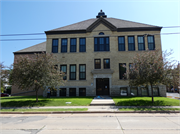 459 BOYD ST / 619 MERRITT AVE, a Astylistic Utilitarian Building elementary, middle, jr.high, or high, built in Oshkosh, Wisconsin in 1904.