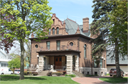 1316 MICHIGAN AVE, a Italianate house, built in Manitowoc, Wisconsin in 1895.