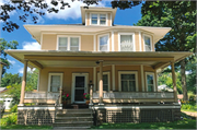 132 GARFIELD AVE, a American Foursquare house, built in Evansville, Wisconsin in 1912.