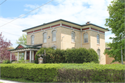 635 N 8TH ST, a Italianate house, built in Manitowoc, Wisconsin in 1881.