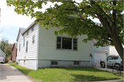 413 ST CLAIR ST, a Front Gabled house, built in Manitowoc, Wisconsin in 1900.