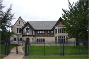 3515 N Lake Dr, a English Revival Styles house, built in Shorewood, Wisconsin in 1927.