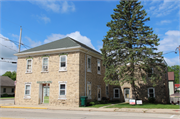 102 S Milwaukee St, a Greek Revival lodging-inn, built in Theresa, Wisconsin in 1860.