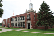 1138 E MEMORIAL DR, a Neoclassical/Beaux Arts school – elem/middle/jr high/high, built in Janesville, Wisconsin in 1939.
