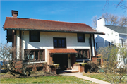 1010 SHERMAN AVE, a Prairie School house, built in Madison, Wisconsin in 1913.