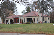 2680 S ROOT RIVER PKWY, a Ranch house, built in West Allis, Wisconsin in 1940.