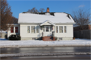 822 MAIN AVE, a Bungalow house, built in De Pere, Wisconsin in 1935.