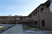 9455 W WATERTOWN PLANK RD, a Contemporary hospital/medical clinic, built in Wauwatosa, Wisconsin in 1973.