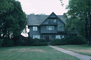 2607 RIVERSIDE AVE, a Shingle Style house, built in Marinette, Wisconsin in 1909.