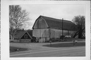 N2238 US HIGHWAY 41 N2238 US HIGHWAY 41, a Astylistic Utilitarian Building barn, built in Grover, Wisconsin in 1890.